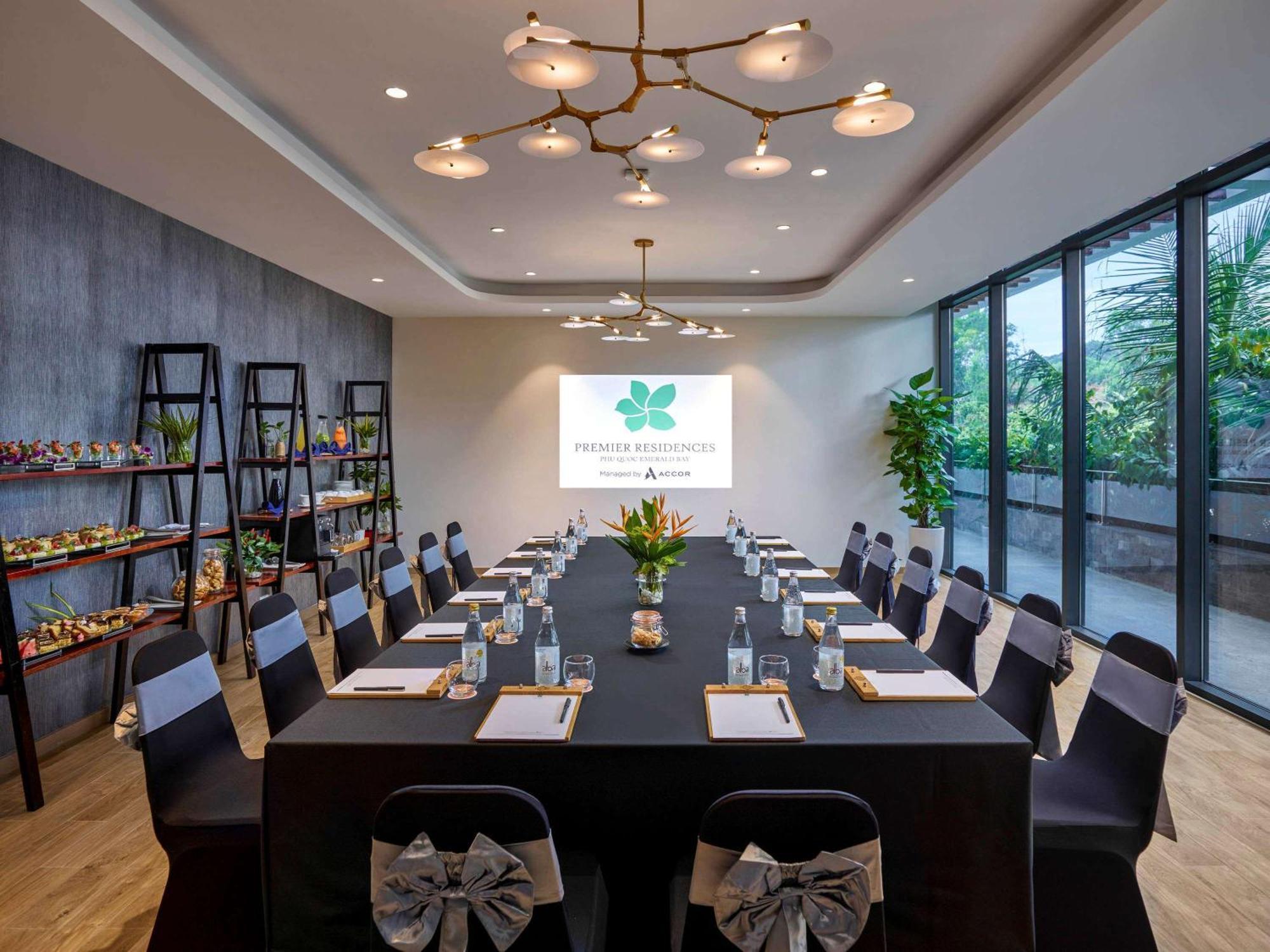 Premier Residences Emerald Bay Do Accor Quản Lý Khu nghỉ mát 5*
